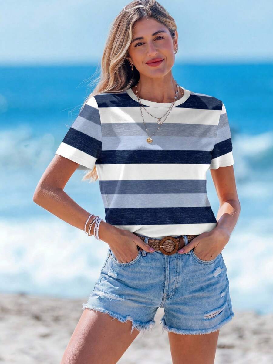 Sylviya 休闲条纹极简图案圆领短袖宽松女式T恤，适合夏季外出穿着，休闲百搭。 - 彩色 - 查看 1
