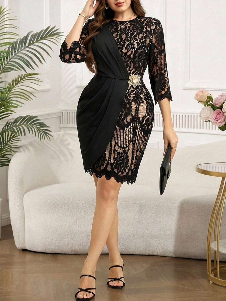 SHEIN Clasi 大码优雅3D立体花卉蕾丝拼接收腰连衣裙 - 黑色 - 查看 1