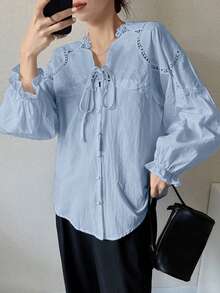 FRIFUL Áo sơ mi nữ cổ lệch thêu họa tiết, tay phồng, dáng rộng, chất liệu cao cấp, kiểu dáng thành thị, thích hợp cho mùa hè. - Màu xanh lam - Xem 4