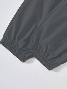 SHEIN Mirajuku 2pcs Tween Boys' Print Black Short Sleeve T-Shirt + Beige Cargo Pants Casual Suit, Spring/Summer - White - View 6