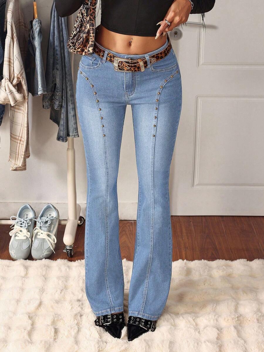 SHEIN Tall 休閒百搭珍珠裝飾低腰喇叭褲牛仔褲,適合高個女性 - 淺色水洗藍 - 查看 1