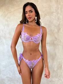 Aloruh Set de 2 piezas de lencería compuesto por sujetador y pantie con bordado floral y tela de malla para mujeres - Morado - Ver 7