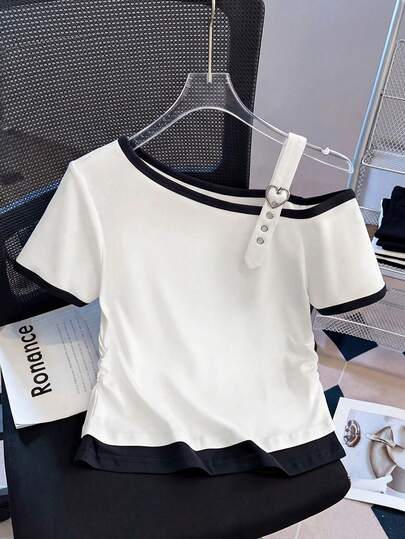 Franclia Camiseta de mujer de manga corta holgada con hombro asimétrico, decoración de ojales y contraste de color para el verano