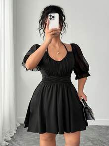 SHEIN Elenzya 大码女装春夏新款修身优雅复古褶皱腰身时尚方领褶裥喇叭连体裤，适合约会、音乐节、度假、日常穿着，朋克风 - 黑色 - 查看 2