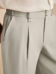 Core Aspect 男士休闲斜插口袋短裤，亚麻材质，宽松及膝，清凉舒适，纯色设计，夏季基础款。送给男友或老公的绝佳礼物。男士灰色短裤，男士休闲短裤，男士夏季短裤，男士百慕大短裤，灰色短裤…… - 薄荷綠 - 查看 5