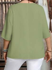 EMERY ROSE Plus Size Women's Solid Color V-Neck Casual Minimalist Short Sleeve Shirt, Suitable For Summer - Green - View 2
