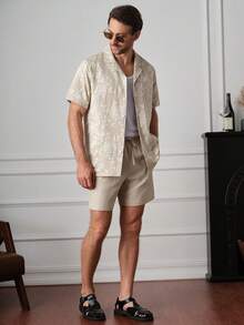 Core Aspect 男士花卉刺绣图案单排扣短袖衬衫搭配抽绳短裤，休闲日常穿搭 - 杏色 - 查看 3