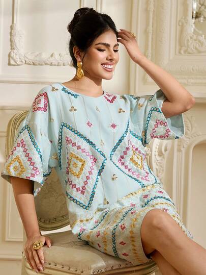 LOTSLUV Vestido corto de manga corta, cuello redondo, corte holgado, con bordado de cuentas y patrón geométrico en azul claro, para primavera/verano