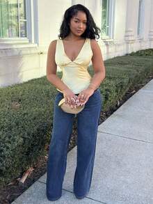 Alexandranx 黄色缎面 V 领系带背心，适合度假、海滩、音乐节、早午餐、婚礼宾客服装、伴娘、春夏季 - 黃色 - 查看 1