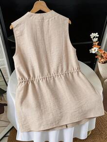 Franclia 2026新款春夏无袖收腰外套，简约通勤风V领开衫设计，收腰设计，侧边口袋，无袖廓形，女士卡其色风衣 - 卡其色 - 查看 2