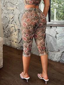 SHEIN SXY Women's Leopard & Floral Print Cropped Leggings,Summer ,Spring ,Vacation,Beach , Ibiza,Floral ,Lace ,Mesh ,Leopard Print ,Cheetah Print , Leopard Print Set Y2k Two Piece Set Two Piece Spring Set Woman 2 Piece Set Summer Capris Two Piece Set, Leopard Floral Set, 2 Piece Sets, Floral Print Two-Piece Outfit, Woman Summer Outfits, Women Vacation Outfit Sets - Multicolor - View 4