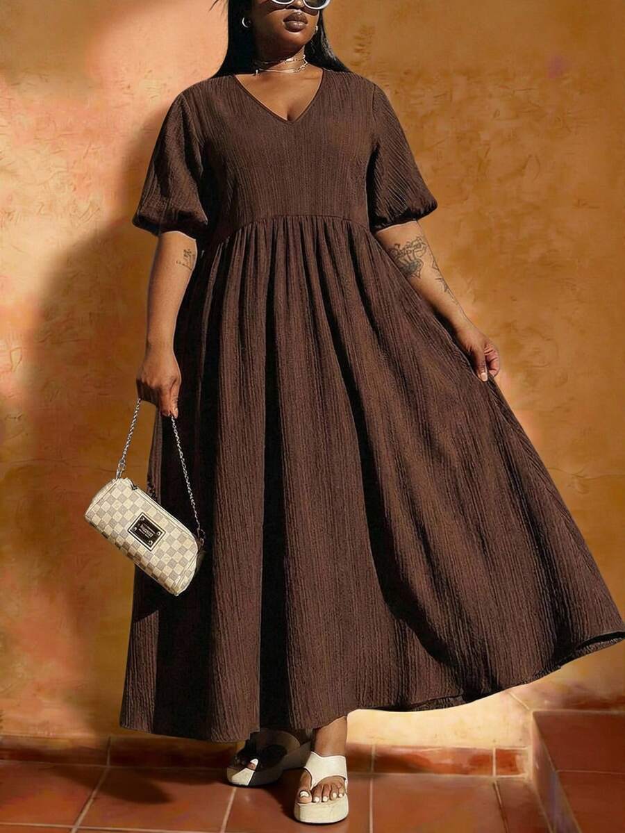 Veslaya Đầm maxi dáng chữ A tay phồng cổ chữ V sâu, chất liệu màu nâu trơn, cao cấp, sang trọng dành cho nữ mùa Xuân & Hè 2026. Thích hợp cho các dịp: Lễ hội âm nhạc, Lễ Phục sinh, Phong cách miền Tây, Du mục, Tiệc sinh nhật, Lễ tốt nghiệp, Đại học, Sinh viên, Thường ngày, Cơ bản, Giải trí, Kỳ nghỉ, Du thuyền, Bãi biển, Tắm nắng, Phong cách thịnh hành, Thời trang đường phố, Khách dự đám cưới, Đi làm, Ăn trưa muộn, Sân bay, Tiệc tùng, Ngày lễ, Tiệc chiêu đãi sang trọng, Dạ hội, Thường ngày, Cao cấp.