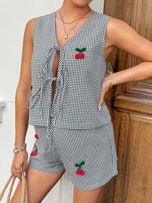 Lyckli Maternity Cherry Decor Plaid Front Tie Vest And Shorts Casual 2 Pieces Set - Black and White - View 3