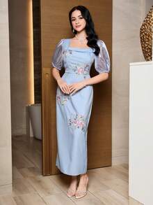 Modelyn Damen Blumen-Muster plissiertes elegantes Midi-Kleid, geeignet für den Sommer - Blau - Übersicht 5