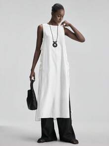 Ontre 2026SS Women's White Sleeveless Loose Blouse, Comfortable Woven Fabric, Round Neck, Modern Urban Chic Business Casual Office Wear, Elegant Wedding Guest Attire, Minimalist Luxury Feel, Versatile All-Season Essential - White - View 3