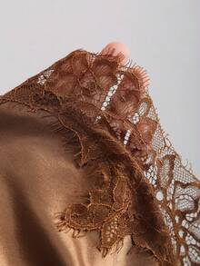 Sweetra 新款缎面撞色蕾丝迷你连衣裙，咖啡色，适合派对穿着，春夏款 - 咖啡 - 查看 3