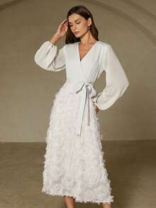 Aveloria Rosie Nuevo vestido elegante y de moda con mangas largas, parches y flecos - Blanco - Ver 3