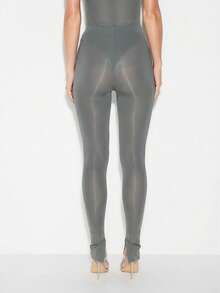 KIZN 高腰仿皮打底裤，脚踝处有纽扣装饰，全长修身裤 - 卡其色 - 查看 2