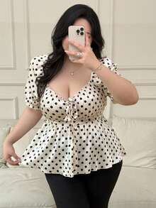 Vibekara 加大码甜心领露肩泡泡袖灯笼袖短袖缎面波点优雅系带腰A字闪亮杏色女式衬衫 - 杏色 - 查看 6