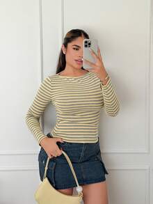 Maria Perezxox 休闲简约性感露肩奶油黄条纹长袖T恤，适合秋冬季节穿着，秋冬服装搭配，奶油黄条纹让您看起来更白皙 - 黃色 - 查看 5