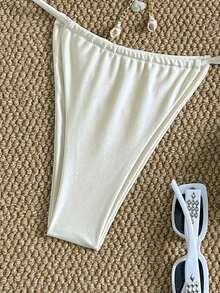 Swim Mod Conjunto de traje de baño de 2 piezas para mujer con tela blanca brillante y colgante de concha, de moda para la playa y vacaciones, verano - Beis - Ver 6