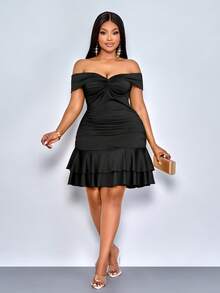 SOLERSUN Women Plus Size Black Summer Elegant Formal Evening Night Out Club Off Shoulder Center Front Chest Knot Sleeveless Double Ruffled Mini Party Dress - Black - View 2
