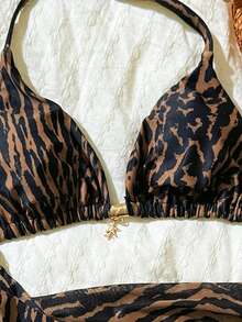 Swim Vcay 女士随机印花露背金属装饰迷你裙三件套比基尼套装，春夏款 - 彩色 - 查看 3