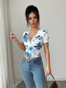 Elenzga Women's Elegant Printed T-Shirt, Suitable For Dates, Afternoon Tea, Graduation, Commuting - Multicolor - View 7