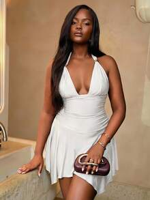 Slaydiva 新款优雅性感不对称下摆金属扣褶皱腰身A字超短连衣裙，适合派对、生日、酒吧、夜店、情人节、万圣节、圣诞节、约会之夜等场合 - 酒红色裹身连衣裙，女士时尚连衣裙，Y2k风格连衣裙，Ycv9w折扣码，女士连衣裙，惊艳连衣裙 - 白色 - 查看 5