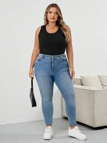 SHEIN CURVE+ Áo tank top mùa hè cỡ lớn, màu trơn, đơn giản, ôm sát, khoét lỗ, trang phục gợi cảm, áo top đi chơi mùa thu cho nữ, CURVE PLUS - Nhiều màu - Xem 9