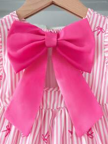 Souflis Souflis 法式女童浅粉色条纹蝴蝶结印花喇叭袖露背蝴蝶结装饰休闲连衣裙，甜美时尚，适合外出、上学、玩耍等各种场合。 - 粉色 - 查看 5