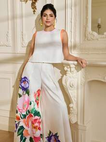 LOTSLUV Conjunto de 2 peças com Top Cropped Solto de Algodão Verde com Estampa Floral de Peônia de Gola Redonda e Sem Mangas e Calça Casual de Perna Larga, Primavera/Verão - Branco - Visão 3
