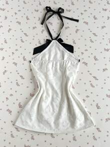 Elamini 女士黑色滚边蝴蝶结迷你吊带白色连衣裙，可爱又青春 - 黑與白 - 查看 2