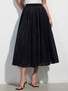 Aveloria Modichic 黑色百褶裙，精致多层百褶设计，经典通勤风，休闲百搭，优雅迷人，适合工作、休闲聚会、日常穿着，松紧腰设计，飘逸垂坠，A字廓形，柔软雪纺面料。主要特点：百褶裙，飘逸长裙，显瘦设计，通勤必备，舒适，复古优雅，百搭单品，女神范儿，轻盈面料。精致百搭显瘦柔软百褶拼接高腰裙，女士百褶裙，女士半身裙，正式场合半身裙，百褶裙搭配黑色半身裙。 - 黑色 - 查看 5