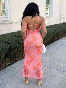 Alexandranx 女式花卉印花不对称领口修身无袖连衣裙 - 彩色 - 查看 2