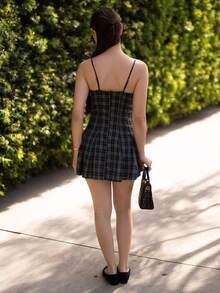 Andrea Bello 优雅格纹修身无袖迷你连衣裙派对 - 墨綠色 - 查看 2