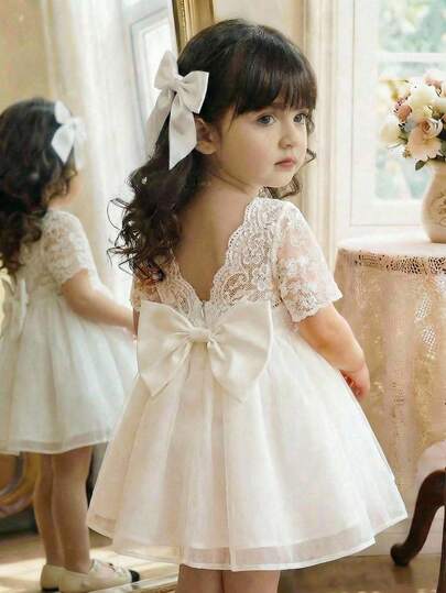 SHEIN 女婴可爱优雅白色网纱花卉刺绣蝴蝶结短袖连衣裙