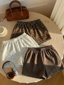 Comfortcana 2026新款三件套休闲舒适撞色背心花卉刺绣豹纹波点短裤套装，复古印花，豹纹，波点，节日印花，撞色背心滚边设计，三种颜色更实惠，百搭配色，日常百变风格，适合夏季度假、音乐节、派对等场合。 - 彩色 - 查看 5