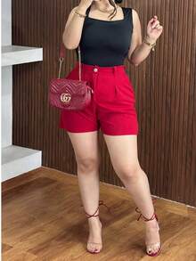 Short con botón y pinzas - Rojo - Ver 2