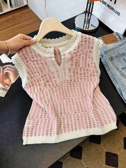GlowEve Elegant Sleeveless Hollow-Out Women Knitted Vest