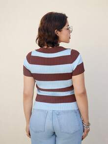 Lupita Cardoza 撞色条纹 Polo 领针织上衣，法式街头风格，短袖夏季衬衫 - 咖啡棕 - 查看 2