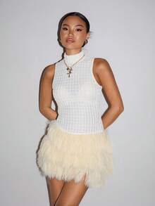 SHEIN ICON Váy ngắn lông giả viền tua rua gợi cảm - Màu be - Xem 3