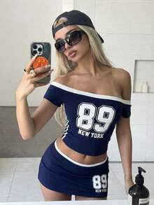 女士字母数字印花不对称肩部上衣搭配抽绳腰迷你裙休闲运动套装，适合街头服饰和体育赛事。 - 藏蓝色 - 查看 1