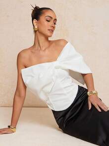 Lumalex Áo croptop nữ màu trắng không dây, ôm eo, thiết kế nơ lớn kiểu cổ điển, phong cách lãng mạn và thanh lịch cho mùa Xuân/Hè, thích hợp cho các bữa tiệc. Áo có phần thân trên mềm mại, phần eo kiểu corset, ôm sát cơ thể và tạo dáng thanh lịch nữ tính. Thích hợp cho mùa Xuân/Hè, phong cách lãng mạn thanh lịch. - trắng - Xem 9