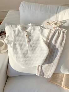 两件套男宝宝可爱休闲学院风白领衬衫和条纹弹力腰裤套装,适合生日派对、晚宴、演出、婚礼、迎婴派对、满月/一周岁庆祝活动以及春夏季穿着。 - 彩色 - 查看 5