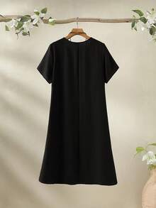 EMERY ROSE 大码女式夏季休闲度假风拼接植物印花宽松短袖连衣裙 - 黑與白 - 查看 3