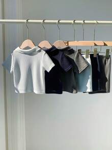 SHEIN 6件套男女宝宝休闲日常针织衫套装，Polo领短袖针织上衣和短裤套装，春夏男宝宝服装，套装 - 彩色 - 查看 2