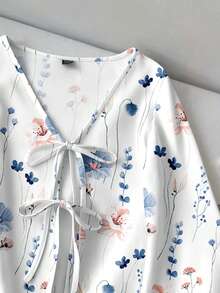 SHEIN LUNE 女士白色花卉图案优雅休闲V领喇叭袖扭结前襟衬衫 - 春夏波西米亚风度假上衣，适合商务休闲、热带海岛婚礼、周年纪念、伴娘等场合 - 彩色 - 查看 3