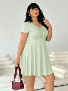 Solflare Plus Size Women's Valentine's Day Light Green V-Neck Front Drawstring Knot Dress - Mint Green - View 4