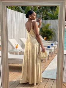 SHEIN Lady CURVE Plus Size Women Solid Color Metallic Slip Dress - Gold - View 3